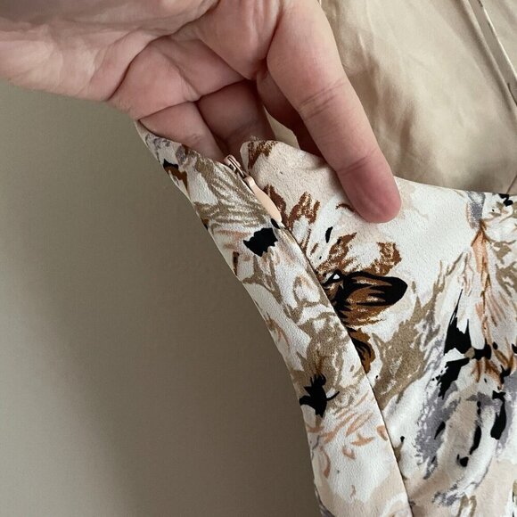 Lulus Women XL More Than Charming Blush Floral Print Lace-Up Maxi Dress NWT - Picture 12 of 15